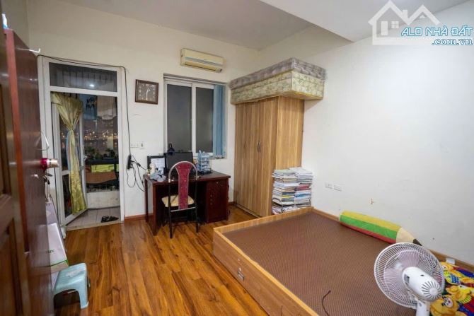 BÁN CĂN HỘ CHUNG CƯ KĐT MỚI YÊN HÒA – 100M, TẦNG 6 – 6 TỶ - SIÊU VIP – LÔ GÓC 3 MẶT THOÁNG