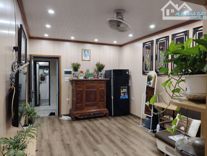 BÁN TẬP THỂ TÔN ĐỨC THẮNG! 45M2, TẦNG 2, 2 NGỦ, THOÁNG MÁT, Ở NGAY, GIÁ CHÀO NHỈNH 3 TỶ!