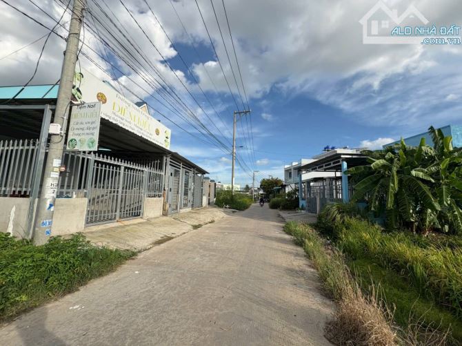 190m2 đất Mỹ Yên Bến Lức Long An giá 1tỷ750 đường xe tải