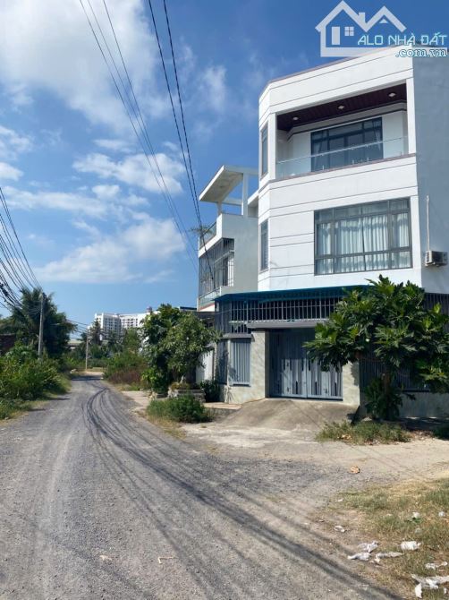 Cần Tiền bán nhanh lô góc tiềm năng đầu tư Vĩnh Châu - sát Mỹ Gia gói 8. Giá 1 tỷ 8
