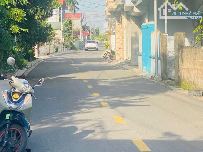 Bán đất mặt đường Tân Tiến, 105m2. Giá 1,7 tỷ