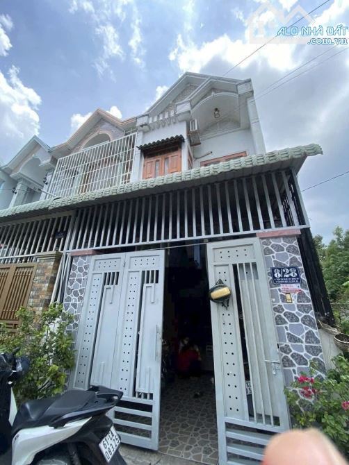 🏡 NHÀ 1 TRỆT 1 LẦU – 72.5M² – 5PN 2WC – 1 XẸC TRẦN THỊ XANH – P. DĨ AN