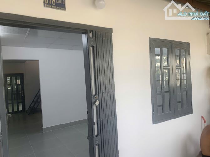 Cho thuê căn hộ yên tĩnh trung tâm Q5 – 64m2, mới tân trang, có tầng lửng 40m2, vào ở ngay
