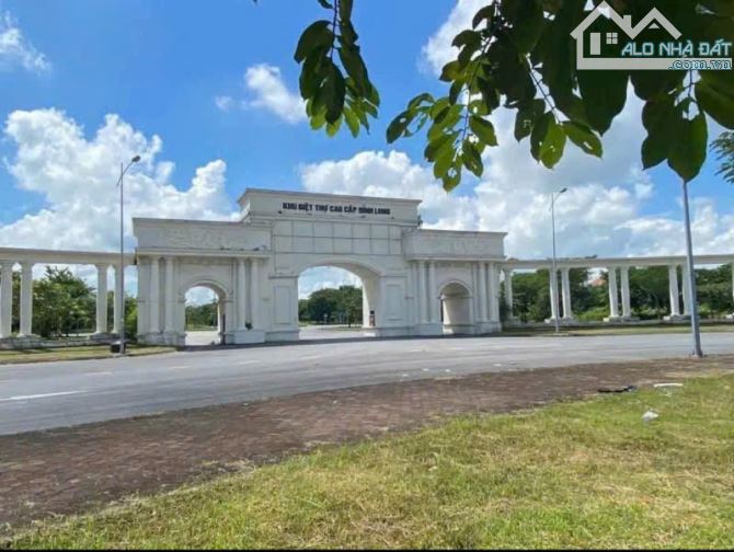 LÔ ĐẤT ĐẸP NGAY KHU BIỆT THỰ ĐỈNH LONG GIÁ ĐẦU TƯ