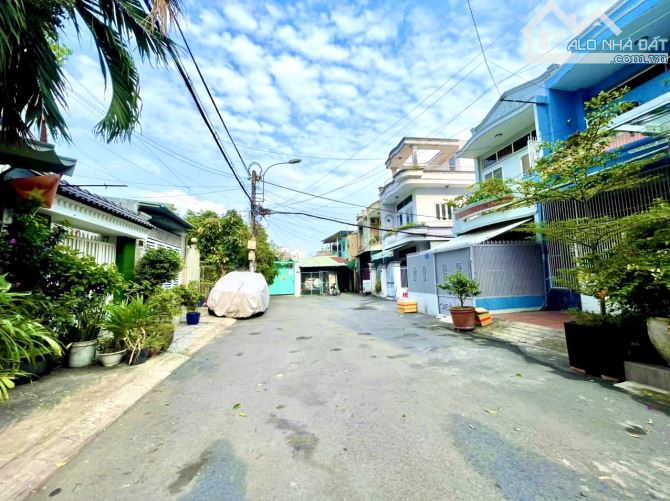 Bán nhà 2 tầng, 2 mặt hẻm HXH 74m2, có dòng tiền - Chỉ 8tỷ tại Dương Quảng Hàm