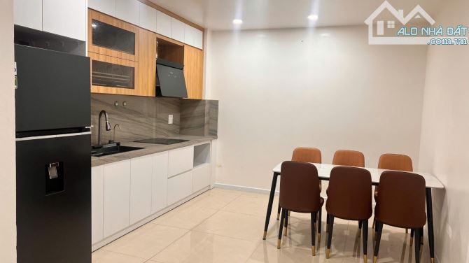 CỰC HIẾM – Hồ Tùng Mậu, 33m² x 5T – Ngõ Nông, Gần Phố – Giá Chỉ 6 Tỷ