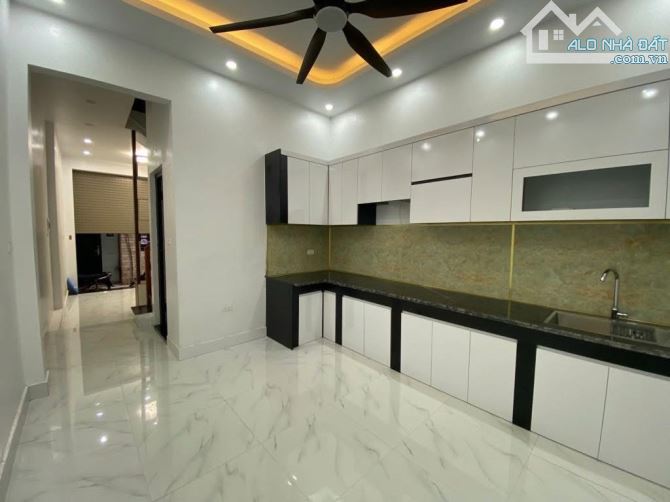 🔥 BÁN NHÀ MỚI ĐẸP – THANG MÁY – 2 MẶT THOÁNG – CỔ NHUẾ – GẦN HỌC VIỆN CẢNH SÁT 🔥