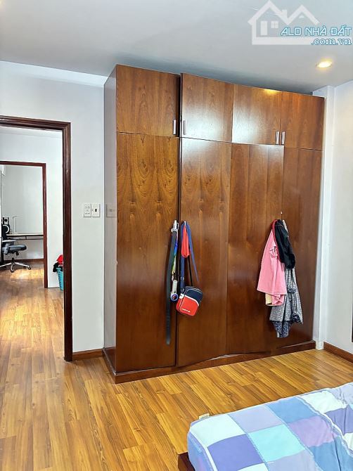 BÁN NHÀ QUẬN 3 – KHU VIP GẦN MẶT TIỀN LÊ VĂN SỸ – P12 – 50M² – CHỈ 7.35 TỶ • - 10