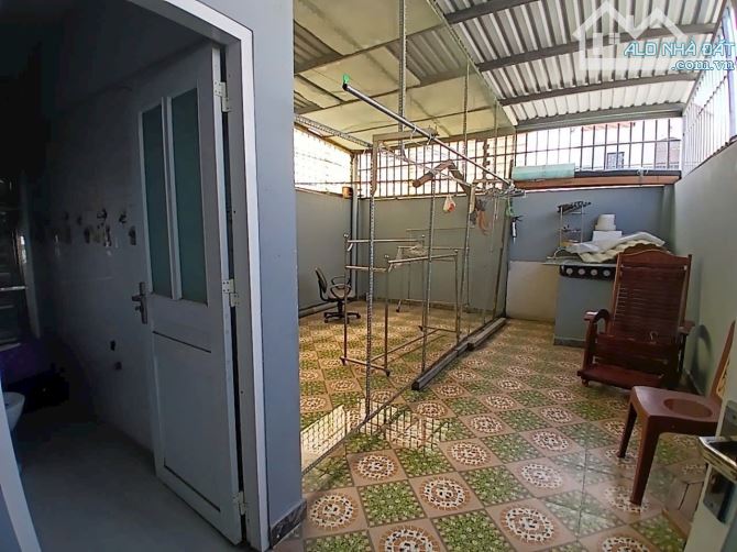 Nhà 3 Tầng Trần Thị Điệu Phường Phước Long B Thủ Đức  DT(95m)2 công nhận trên sổ (80m)2 - 10