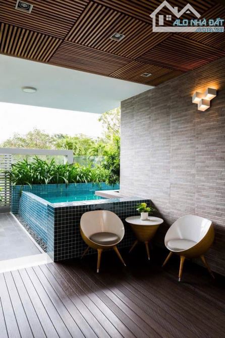 BIỆT THỰ VCN VĨNH ĐIỀM TRUNG, VIEW HỒ, CỰC ĐẸP, ĐÃ CÓ SỔ HỒNG, 296M2, GIÁ 28 TỶ. CN18.9 - 10