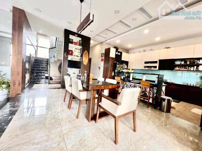 BÁN SIÊU BIỆT THỰ THẠNH LỘC, QUẬN 12, VIEW SÔNG SÀI GÒN, 600M2. - 10