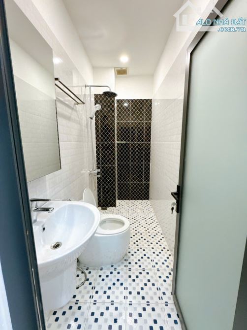 ĐƯỜNG 12m, NGUYỄN VĂN KHỐI P9, GV, 4x22m, 4 TẦNG, NHÀ MỚI, KINH DOANH TỐT -CHỈ 10,5 TỶ - 10