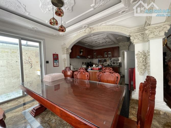 BT SONG LẬP CHÂU ÂU – LIÊN PHƯỜNG – HỒ KOI 3 TỶ – 180M² – 26.X TỶ - 10