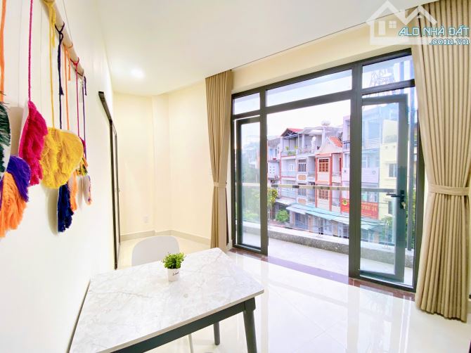 Cho Thuê Căn Hộ 1 Phòng Ngủ Bancol Tách Bếp Rộng 45M2 Gần Bến Xe Quận 8 - 10