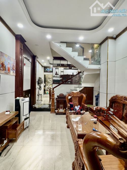 🏠👉SIÊU PHẨM NHÀ ĐẸP  HẺM 8M   MÃ LÒ NƠI KD  ĐẮC ĐỊA GIÁ CHỈ 6.X T - 11