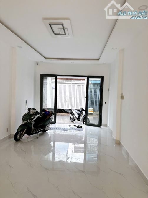 ĐƯỜNG 12m, NGUYỄN VĂN KHỐI P9, GV, 4x22m, 4 TẦNG, NHÀ MỚI, KINH DOANH TỐT -CHỈ 10,5 TỶ - 11