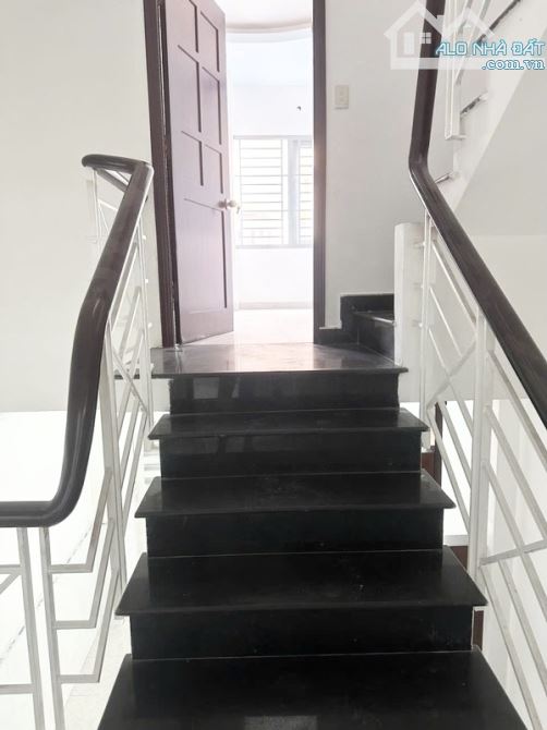 GÒ DẦU-TÂN PHÚ-56M2-3TẦNG-4PN-HXH 5M-5P QUA ST AEON TP-TIỆN Ở&KD ONLINE-CHỈ 5.x TỶ - 1