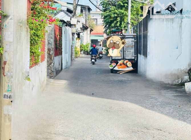 Bán Đất Gấp Mặt Tiền Hóc Môn - 452M2 (11 x 40 )- Đường 6M-  Chỉ 21,5 Triệu/ M2. - 1