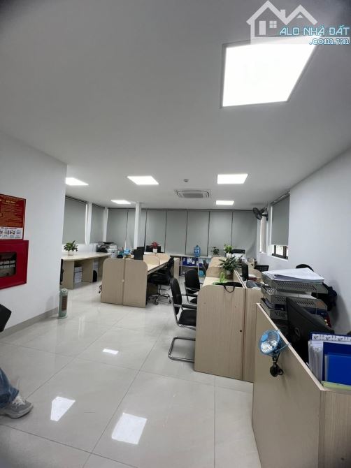 Bán nhà Nguỵ Như Kon Tum, sát phố, ô tô tránh, vỉa hè 9T thang máy 72m2 x MT 7m 36,5 tỷ - 1