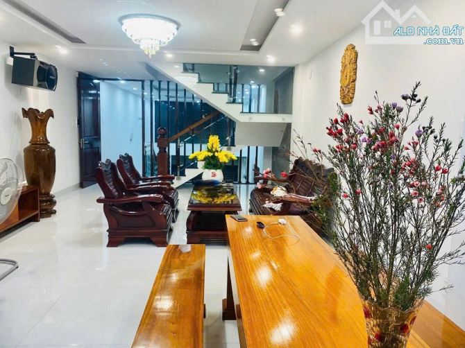 Bán nhà 3 tầng MT Kinh Dườn Vương Hoà Minh Liên Chiểu - 1