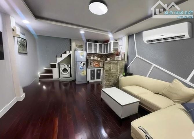 ✋️Chỉ 3.95 tỷ - 3 tầng - 32m2 - đ. Lê Văn Lương - p. Tân Kiểng, Quận 7 - 1