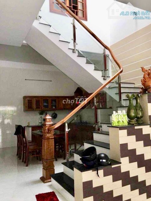 CỰC RẺ NHÀ 2 TẦNG MẶT TIỀN XUÂN THIỀU 101 M2 VIEW KHU TMTD GIÁ CHỈ 4,95 TỶ - 1