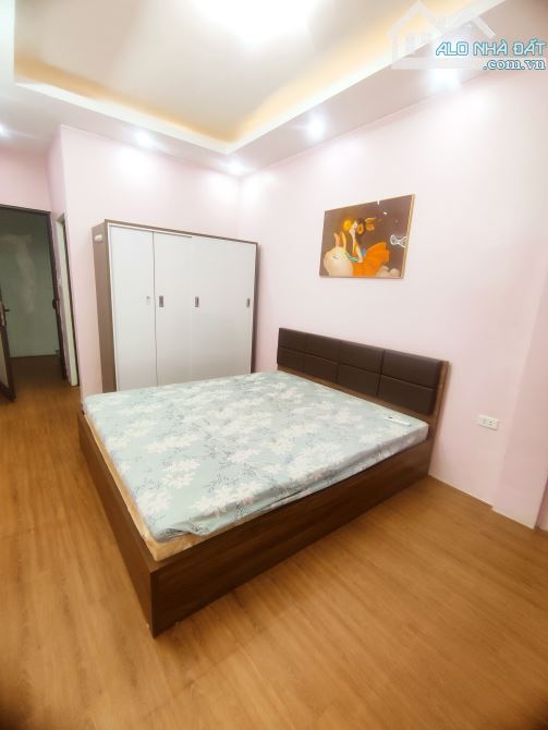 Chính chủ cần bán gấp căn nhà 4 tầng X 3 ngủ tại phố Tây Trà , Hoàng Mai Hà Nội, ô tô Đỗ c - 1