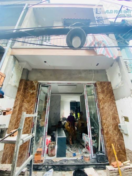 NHÀ BÁN - LƯƠNG VĂN CAN - NHÀ CHỦ ĐANG SỬA MỚI VÀO Ở NGAY - SHR - CÔNG CHỨNG LIỀN TAY - NH - 1