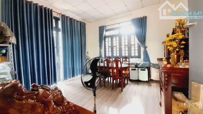 BÁN GẤP NHÀ LÊ VĂN VIỆT,LONG THẠNH MỸ, THỦ 368M2 ( 17 XE 24 ) ÔTÔ VÀO NHÀ - GIÁ 20 TỶ 500. - 1