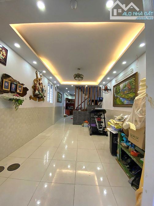 BÁN NHÀ QUẬN 3 – KHU VIP GẦN MẶT TIỀN LÊ VĂN SỸ – P12 – 50M² – CHỈ 7.35 TỶ • - 1