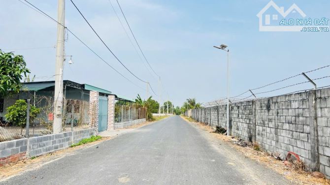 1400m2 ngang 50m thị trấn Phước Hải. cách biển 5km - 1
