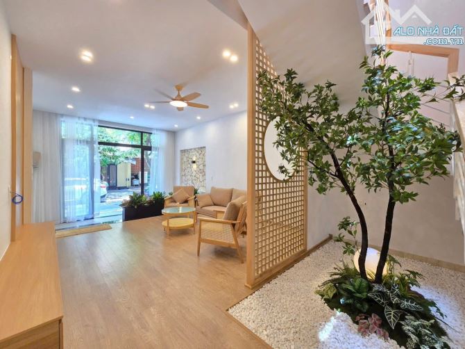 Bán nhà đẹp 3 tầng đường Nguyễn Đổng Chi, Hoà Cường Bắc, Đà Nẵng. DT 81m2. Giá 7.9 tỷ - 1