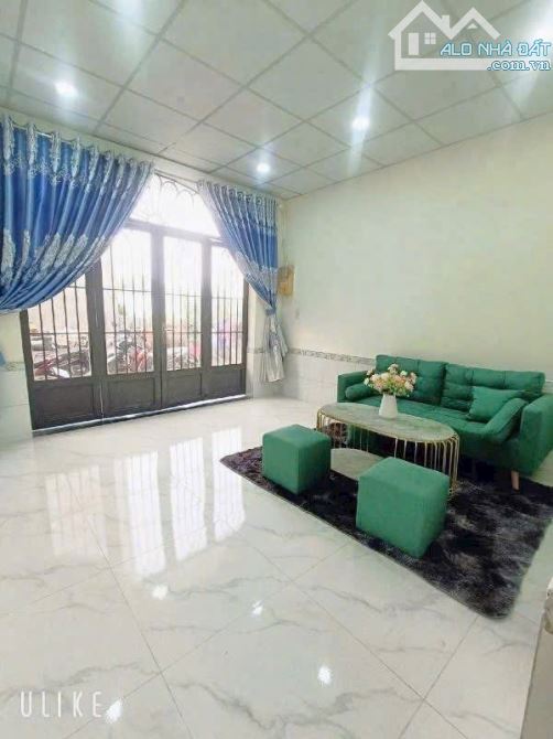 NHÀ THẠNH XUÂN 25 QUẬN 12 +DT chuẩn 4 x 8m 1 trệt 1 lầu 2pn 2wc  +Có ban công thoáng mát - 1