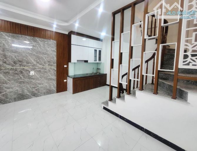Nhà mới Ngọc Trì - Thạch bàn - Lô góc - thoáng sáng - 34m2 - 5.8 Tỷ - 1