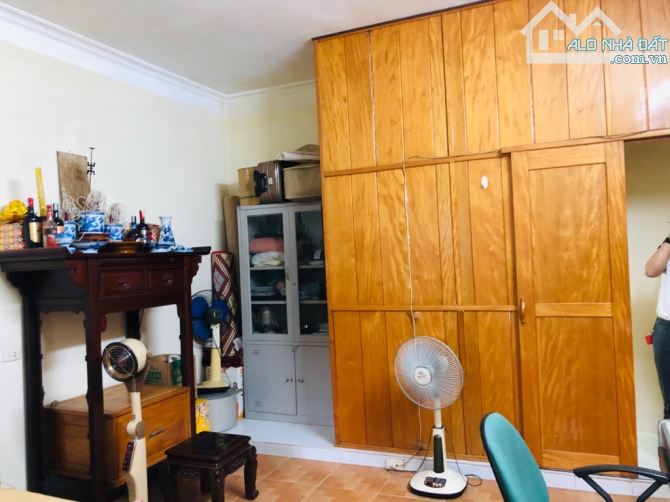 NGÕ THÔNG TRẦN PHÚ_NGUYỄN THÁI HỌC – 3 tầng 26m chỉ 5.3 tỷ - GẦN PHỐ, MẶT TIỀN RỘNG, SĐCC - 1