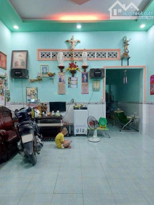 Cần Bán Gấp Căn nhà 49m2 nằm Ngay Tân Xuân Hóc Môn Sổ Hồng Riêng 890triệu bao phí thuế - 1