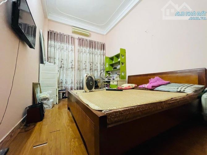 PHÂN LÔ VĂN QUÁN, Ô TÔ TRÁNH, VỈA HÈ, KD, GIÁ ĐẦU TƯ, Ô CHỜ THANG MÁY, 2 THOÁNG TRƯỚC SAU. - 1