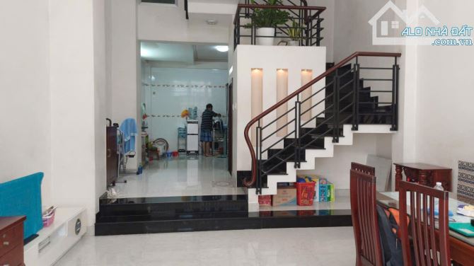 Căn nhà 70m² 5x14m 4PN Hẻm ô tô rộng thoáng Phạm văn Chiêu Gò vấp giá 9.6 tỷ - 1