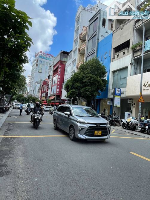Siêu hot! Mặt tiền Nguyễn Trãi gần chợ Bến Thành chỉ 370tr/m2 - HDT 150 triệu/tháng 49 tỷ - 1