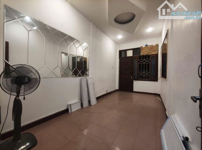 CHÍNH CHỦ CHO THUÊ NHÀ NGUYÊN CĂN PHỐ KIM MÃ – NGÕ Ô TÔ TRÁNH – CÁCH PHỐ CHỈ 20M - 1