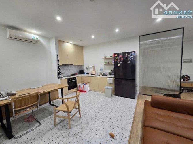 SIÊU PHẨM CHUNG CƯ PHỐ VŨ PHẠM HÀM – TRUNG KÍNH - KHẲNG ĐỊNH KHÔNG CÓ CĂN THỨ 2 - 100M - 1