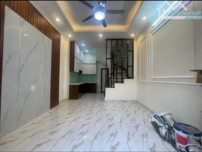Nhà 2,5 tỷ - 4T - thiết kế hiện đại - đầy đủ tiện ích - gần đường ôtô, quốc lộ 6 và Cầu ML - 1