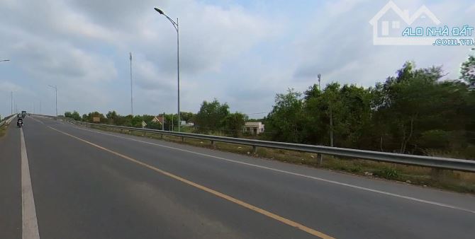 TP Gò Công, SHR,dất MT gần cầu Mỹ Lợi, 550 triệu/100m2 - 1