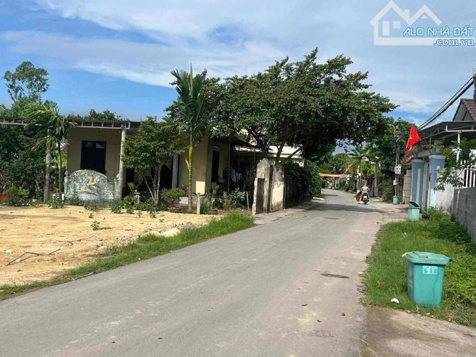 LÔ ĐẤT SIÊU ĐẸP NGAY  TRUNG TÂM CỘN GIÁ RẺ CHƯA TỪNG CÓ - 1