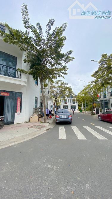 Bán nhà 1 trệt 2 lầu, mặt tiền đường TPK 32 cách QL DT747B 200m giá chỉ 4,1 tỷ. - 1