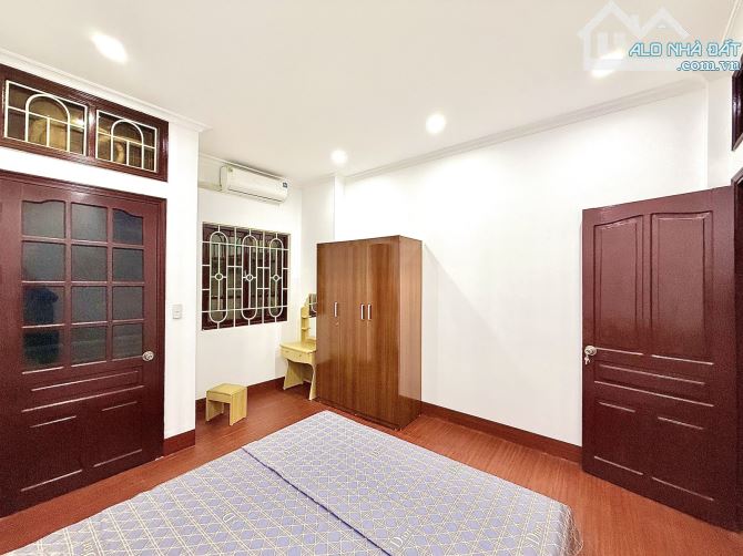 Bán nhà Khương Trung, Thanh Xuân, nhà đẹp full nội thất, ngõ thông, gần ô tô - 1