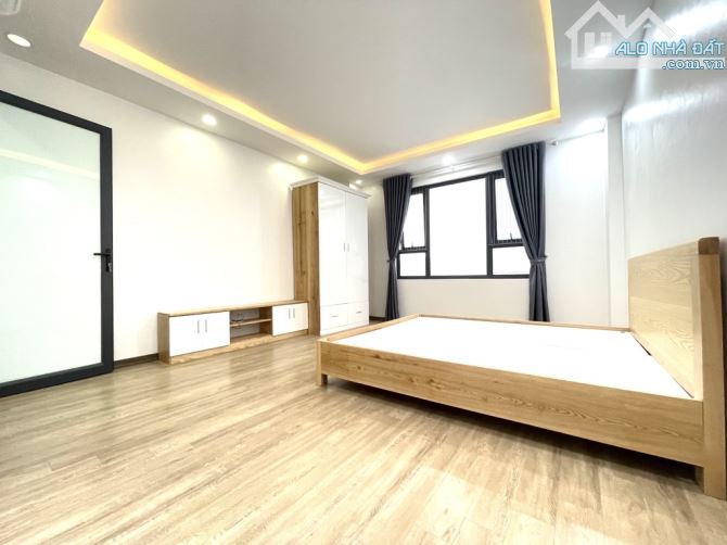 Thịnh quang - lô góc - full nội thất - mới - 1