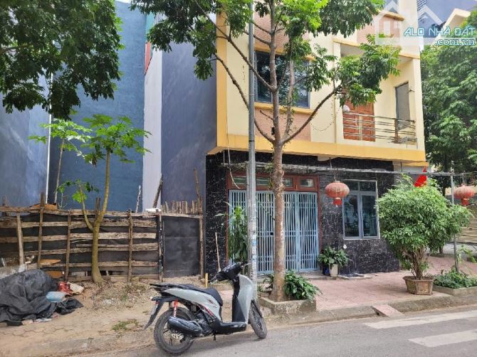Bán mảnh đất đấu giá Kiến Hưng Hà Đông - Ô tô tránh,Vỉa hè ,View công viên,65m,mặt tiền 5m - 1