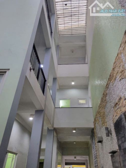 Bán biệt thự 233m2 đường 8m 30 tỷ Điện Biên Phủ, Trường An TP Huế - 1