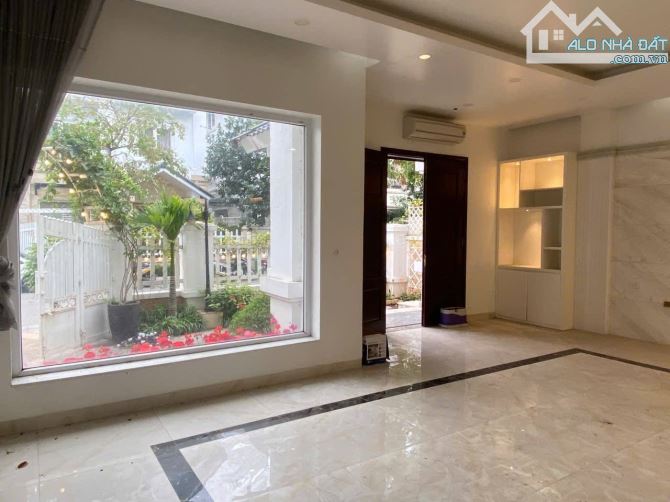 SIÊU PHẨM PHỐ NGỌC THỤY LONG BIÊN 26 TỶ DT 115M MT 6M 6T NGÕ THÔNG TỨ TUNG KINH DOANH TỐT - 1